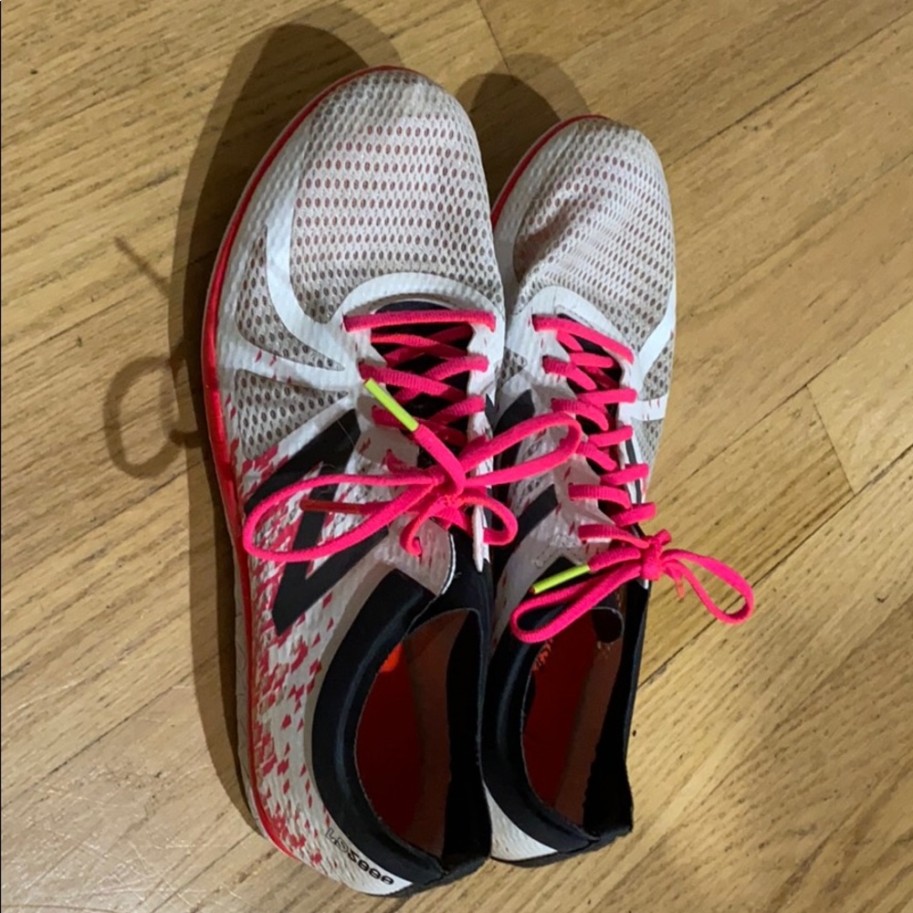 New balance silent thunter cross country shoes 9.5